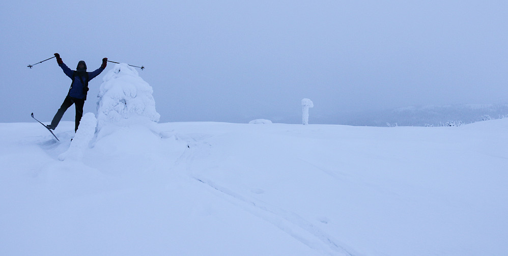 Det mørkner på toppen av Hærfjellet.
