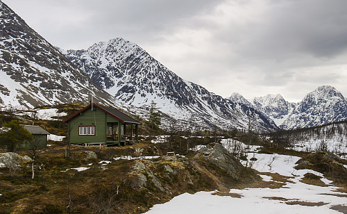 Trollhytta i Lyngen.