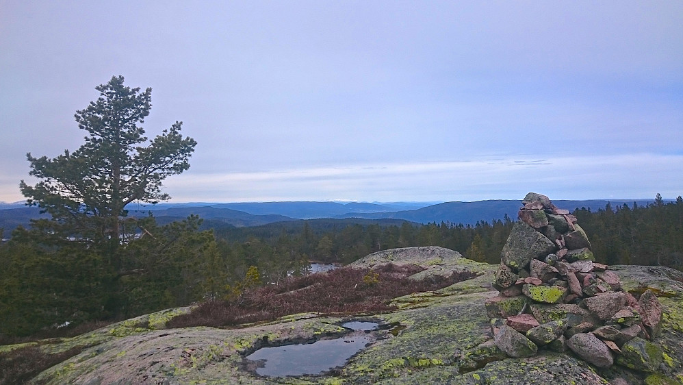Utsikt fra Vestfjellet mot nord, i retning Norefjell