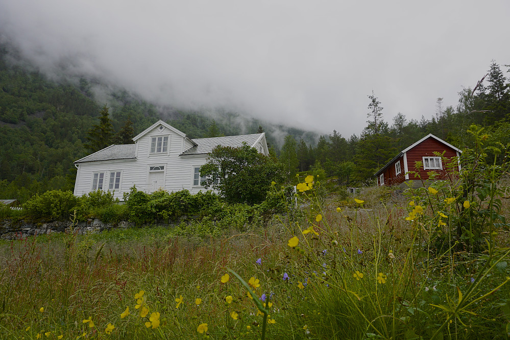 Den fraflyttede gården Eldegard