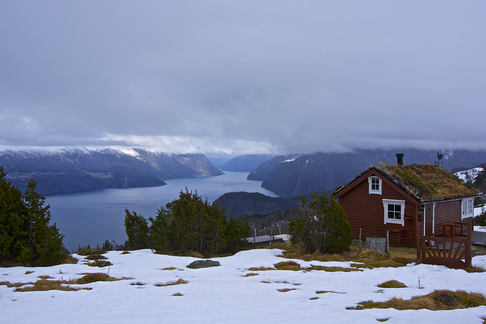 Norddalsfjorden sett fra Heimerhaugane