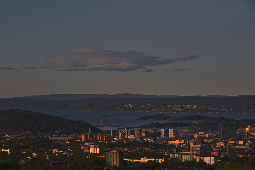 Morgensol over bl.a. Bunnefjorden og Bjørvika, sett fra Grefsenåsen