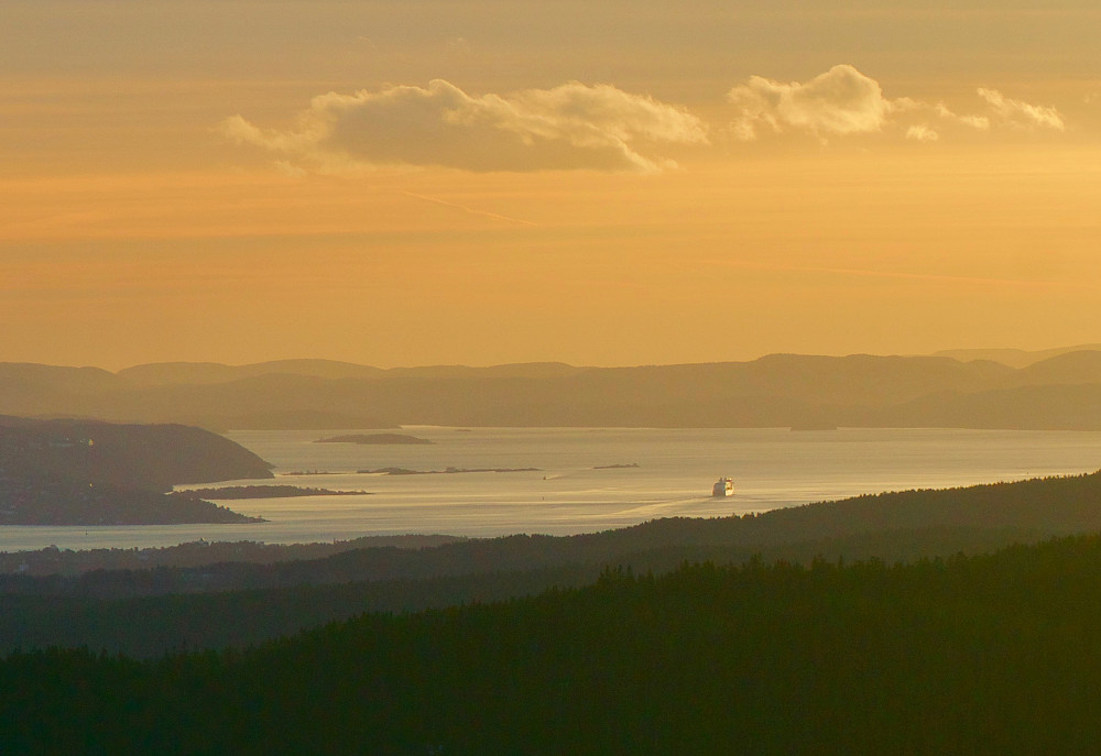 Oslofjorden sett fra utsiktspunktet nedenfor Gaupekollen