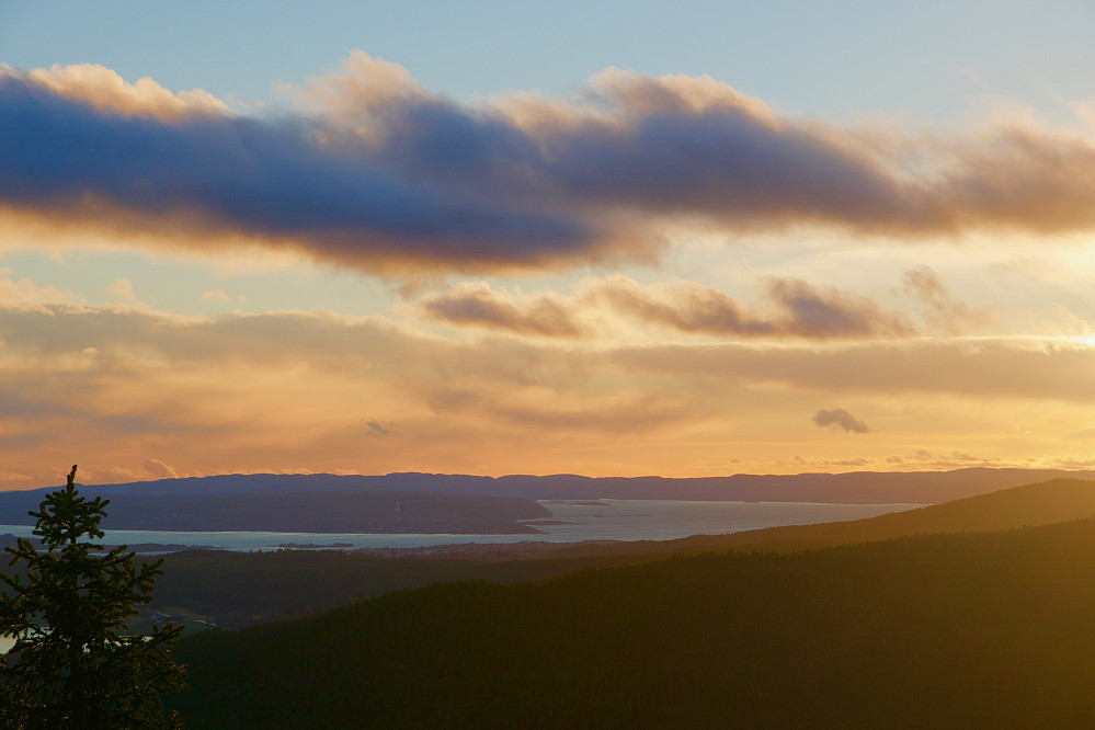 Nesodden og Oslofjorden sett fra utsiktspunktet nedenfor Gaupekollen