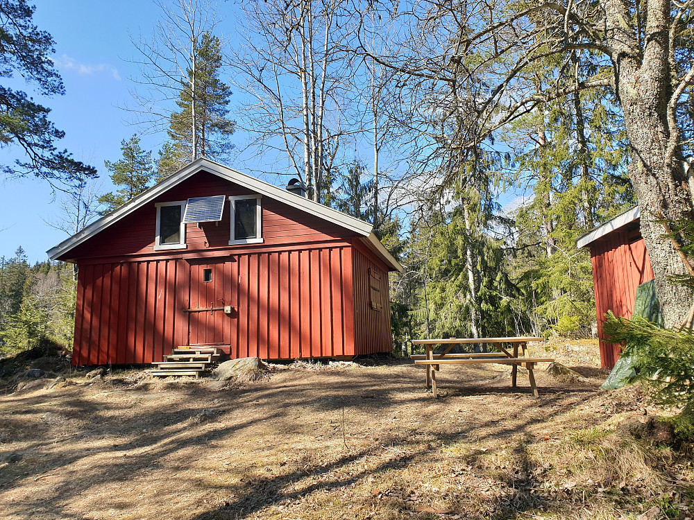 Skålsjøhytta på vei til Liseterkollen