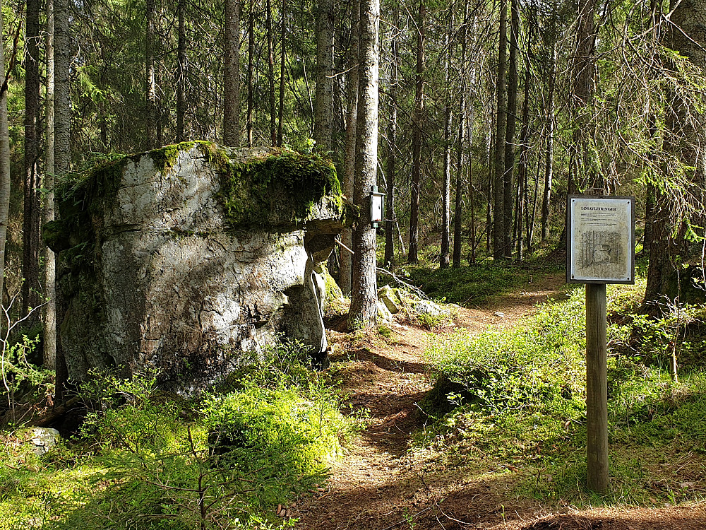 Kjonesteinen, Skiforeningens kjentmannspost nr. 46.