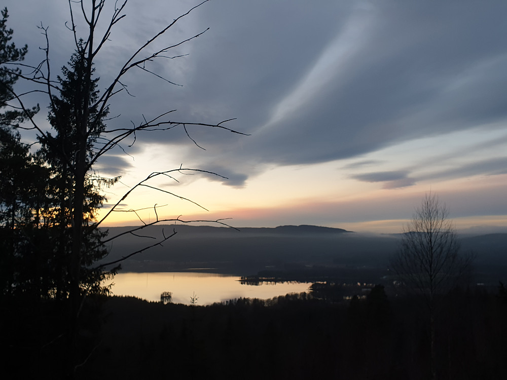 Maridalsvannet og Tryvann sett fra Kampen