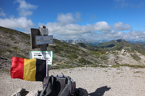 stop between the 2 kalkspitze's :)