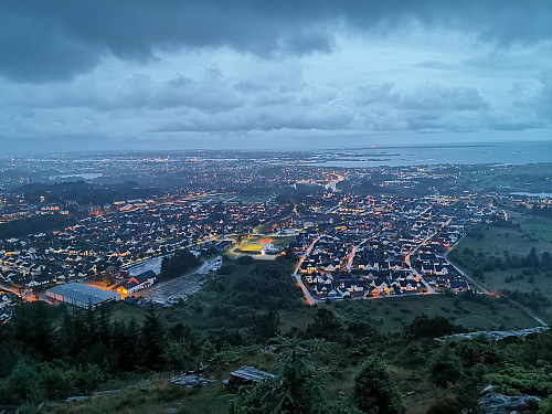 Haugesund sett frå Nuten.