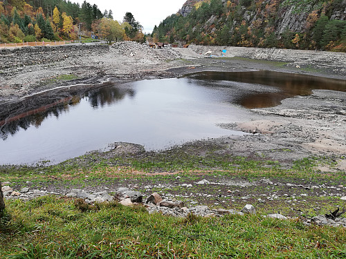 Munkebotsvatnet  .