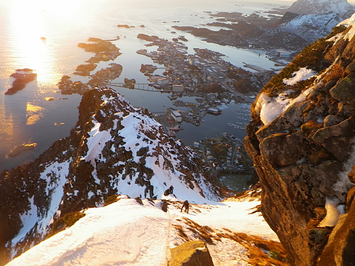 Time to climb. Fløya.