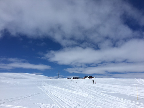 Fjellstasjonen i sikte.