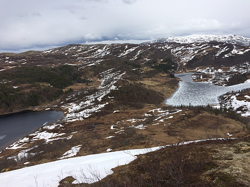 Jøngfjellet med Resfjellet i bakgrunnen.