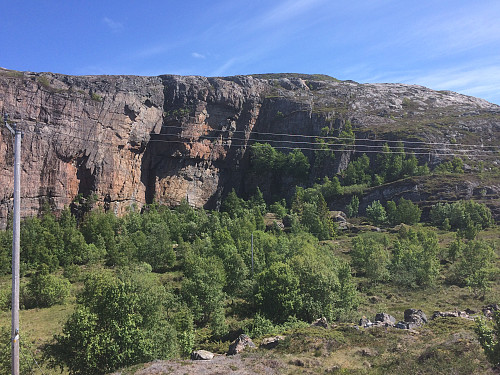 Høyre del av Rammelveggen på Harbak.