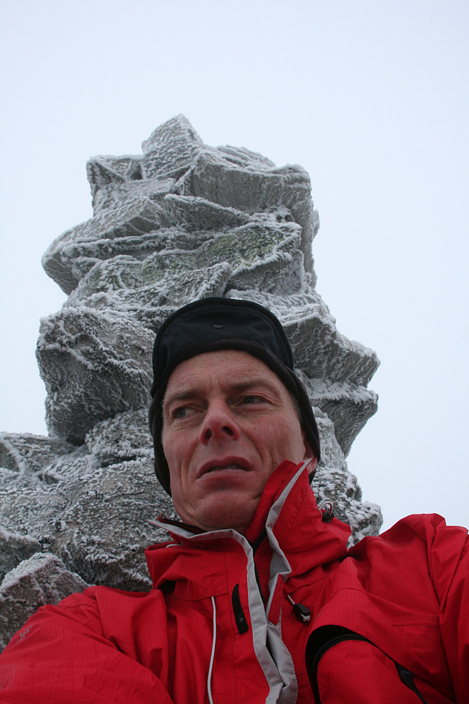 Fjellfie ved toppvarden.