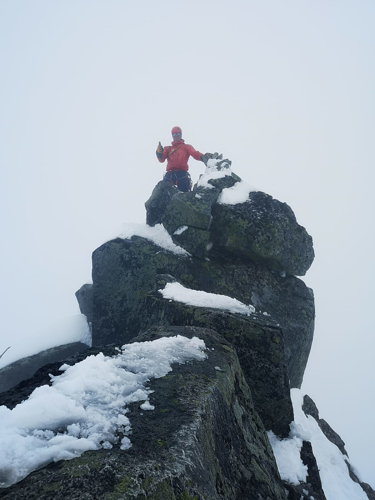 Jeg stakk som snarest ut på toppunktet før returen (foto: Einar H.).