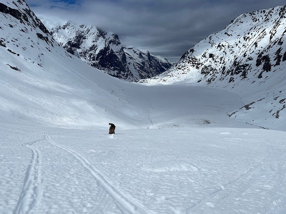 Tilbakeblikk halvveis opp Erdalsbreen
