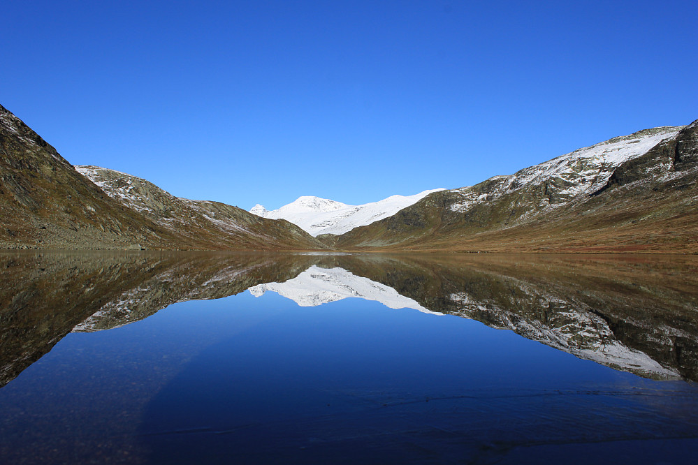 Høststemning ved Heimre Fagerdalstjernet (1220 moh).