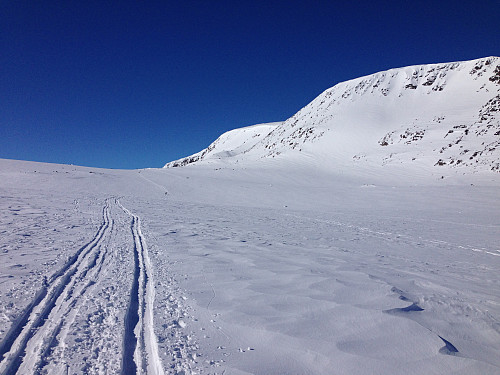 Oppover Steindalen mot Raslet.