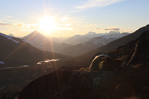 Solnedgang fra campen.