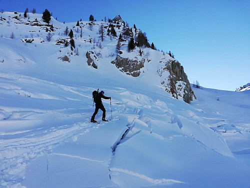 På vei opp fra Lac d'Emosson til demningen.