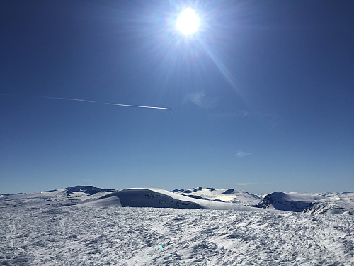 Fra Nørdre Kvitingskjølen (2025 m) med utsikt vestover mot Vestre Kvitingskjølen (2060 m).