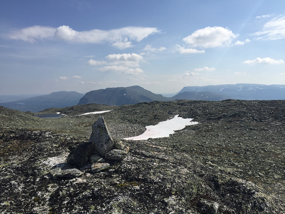 På Bergsfjellet (1610 m). Utsikt mot Grindane.