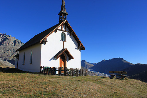 Ved Hotel Belalp.