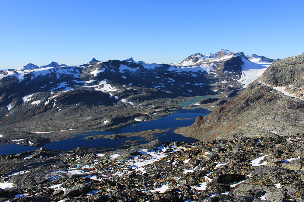 Fra Høgbrøthøgde (1821 m) mot vest.