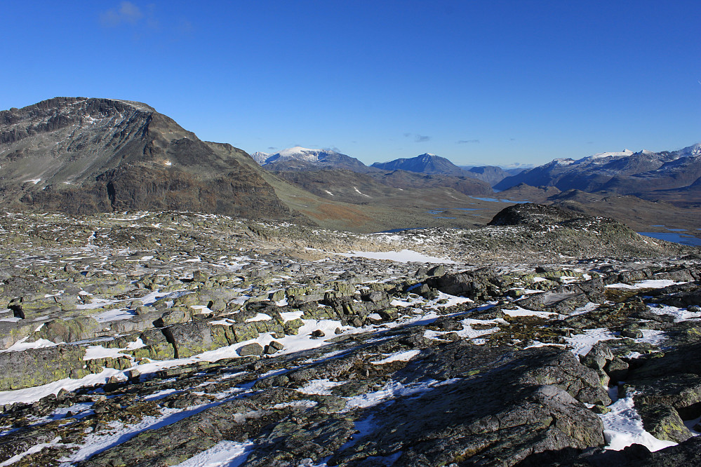 Fra Høgbrøthøgde (1821 m) mot øst.