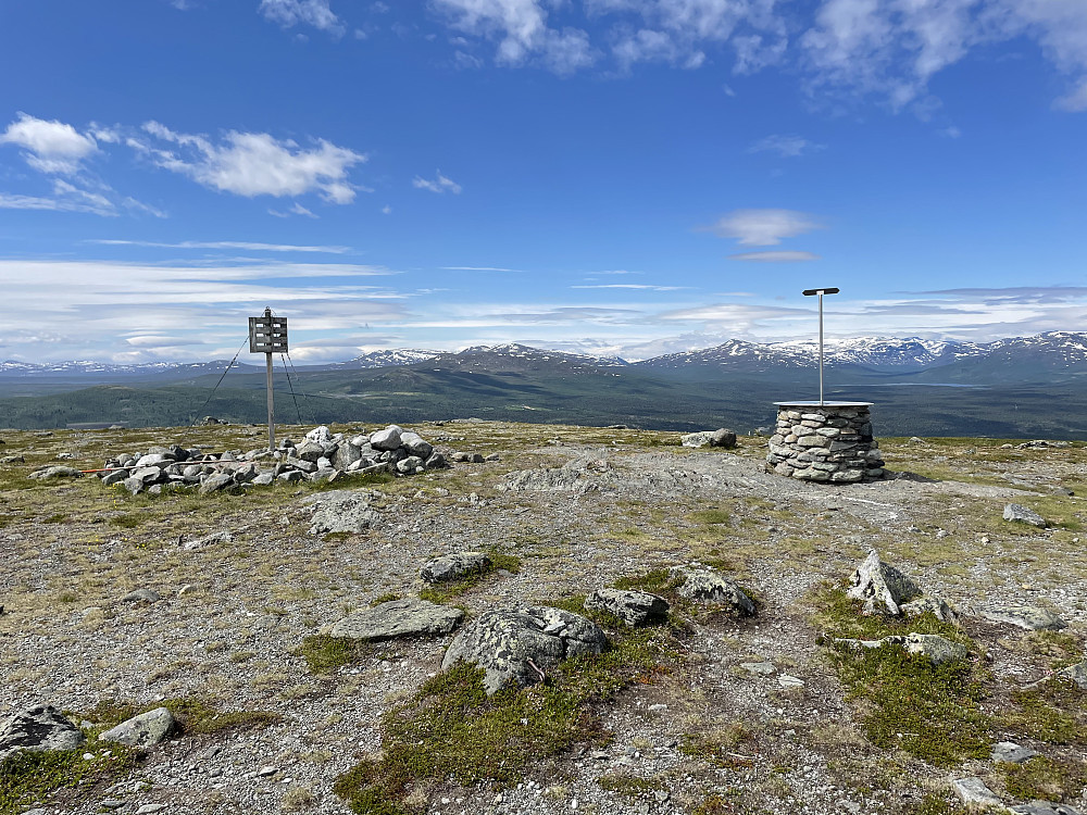 Skardfjellet (1159 m).