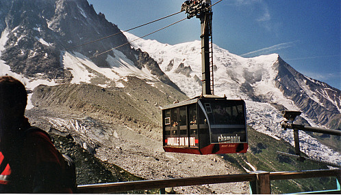 Taubanen vi tok fra Chamonix til Aiguille du Midi (3842 moh).