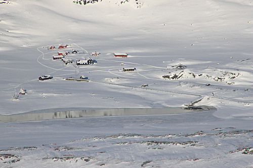 Fagerstrand med telelinse fra toppen av Bitihorn (1607 moh). Der var jeg i går i like flott vær!
