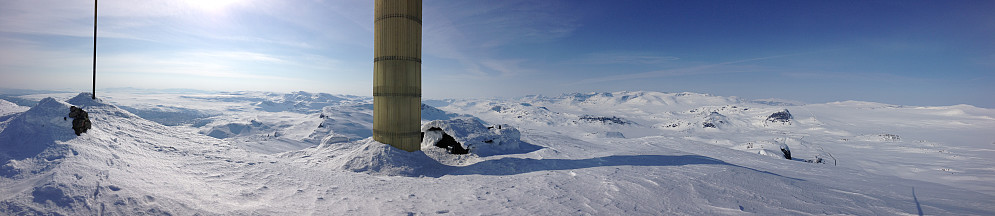 Panoramautsikt fra toppen av Bitihorn (1607 moh).