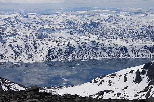 Vårløsning på Bygdin sett fra Kalvehøgde Ø2 (2088 moh.).