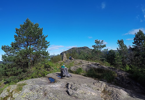 Gullsteinen med Løvstakken i bakgrunnen