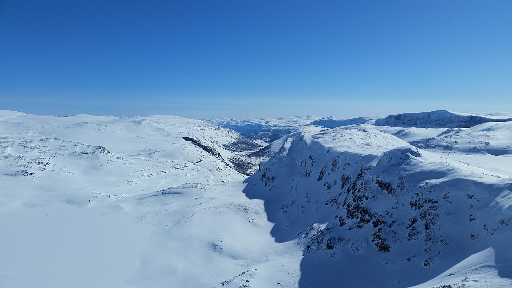 Fra Kyrkjenøsen mot Grøndalen
