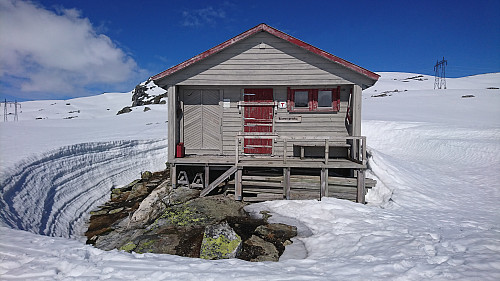 Kvanntjørnsbu - sjarmerende plass. Dessverre utgår den som Dnt-hytte fra 01.11.2017.