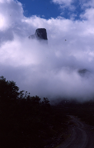 Romsdalshorn som et fata morgana...