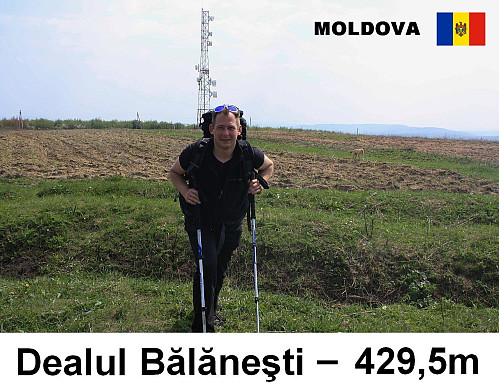 Auf dem Dealul Bălăneşti (429,5), dem höchsten Berg von Moldawien.