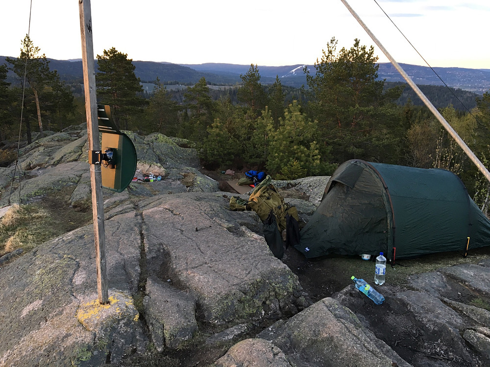 Overnatting på toppen liker vi!�