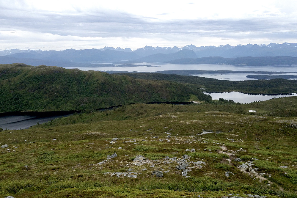 Overvar årets Fjellfestival-åpning herfra med Moldepanoramaet som bakteppe. Grått vær men fint uansett.