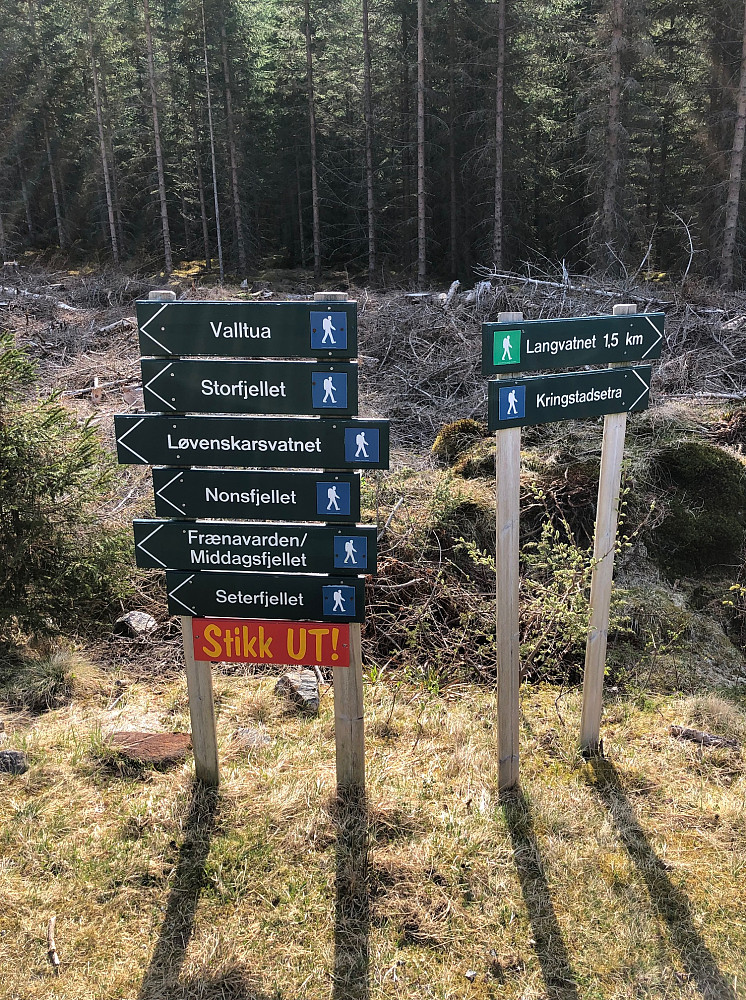 På dette tidspunktet på turen er det fort gjort å "grue" seg for bakkene som venter opp mot Løvenskaret og hjem. 