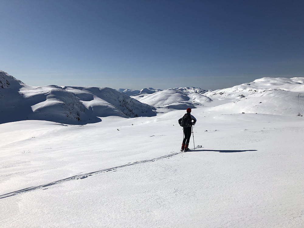 Mellom Moldeheia og Frænavarden. Her var det plutselig fritt for folk og samtidig supert skiføre.