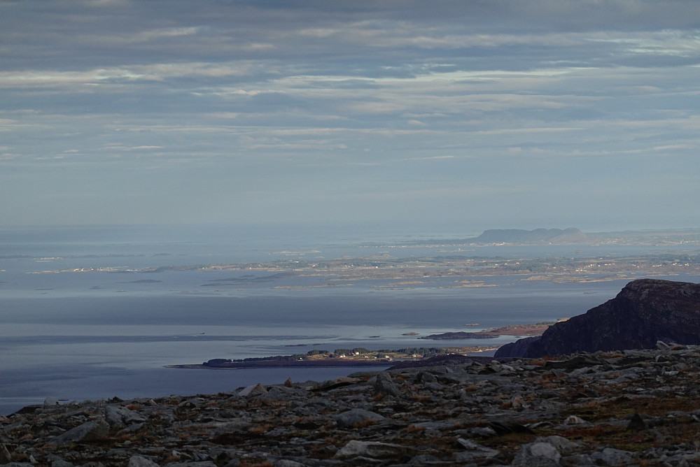 Midsund, Gossa og Bud i det fjerne.