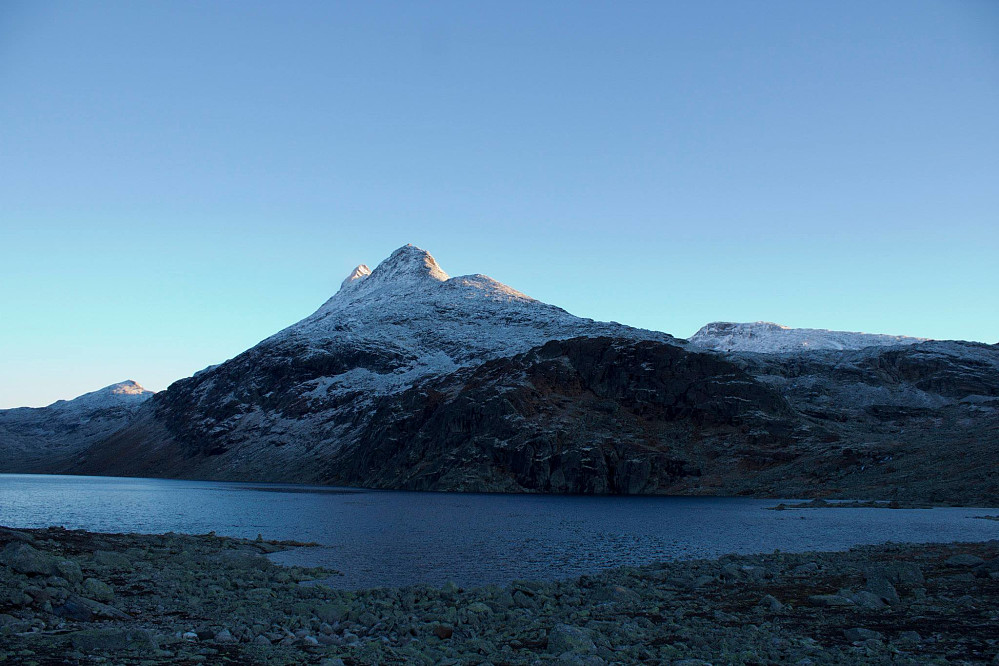 Uranostind 2157m fra leiren