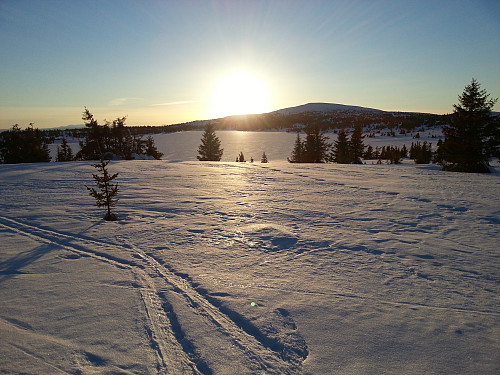 Solnedgang over Synnfjellet og Nevelfjellet