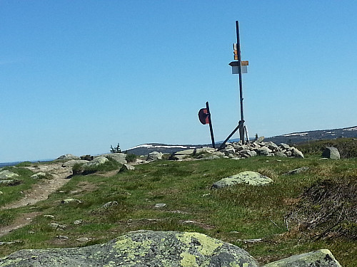 På Lunkefjell
Fortsatt en del snø på Snørvillen