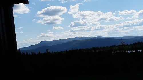 Skjervungfjellet og Synnfjellet fra Borgnyhytta