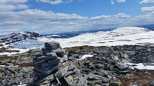 På Slagsfjellet, utsikt mot Prestkampen og Skeikampen